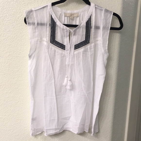 💌 Ann Taylor white embroidered peasant top - Picture 4 of 6